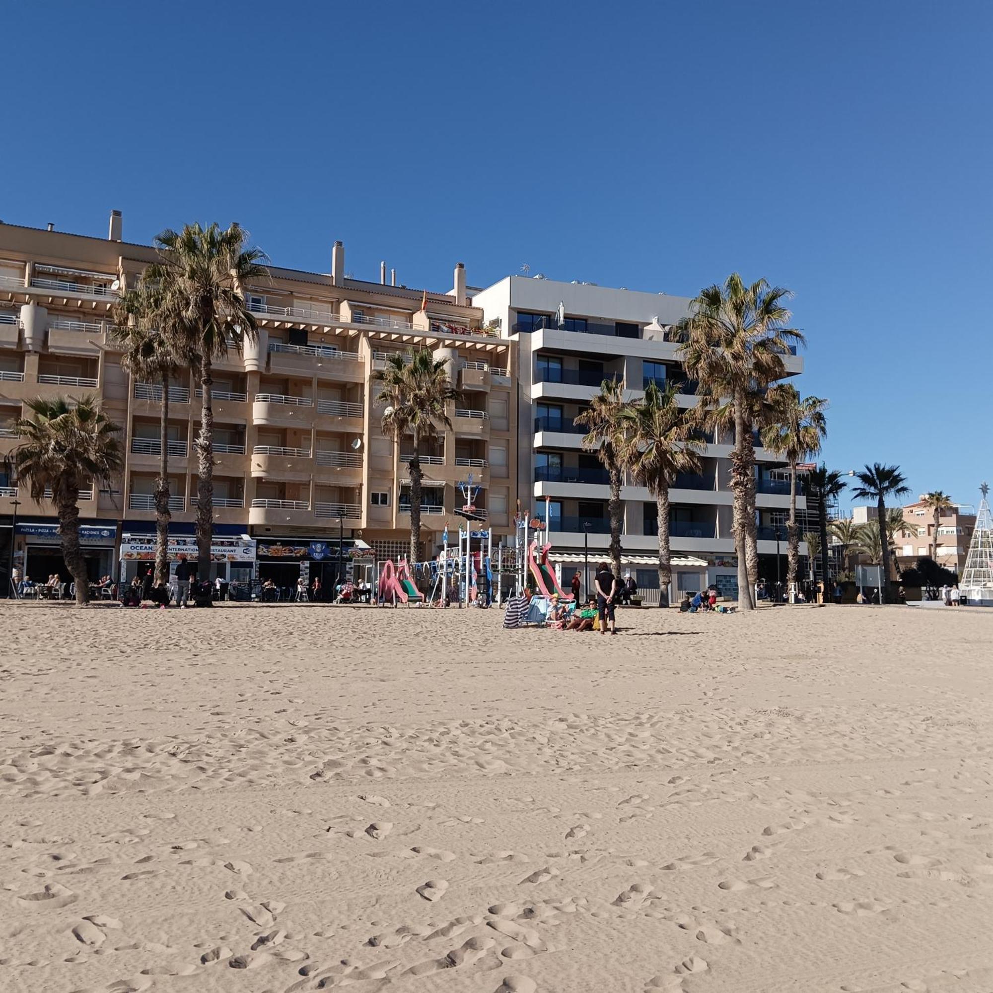 Bonito Apartamento 150 M De La Playa La Mata La Mata  Kültér fotó