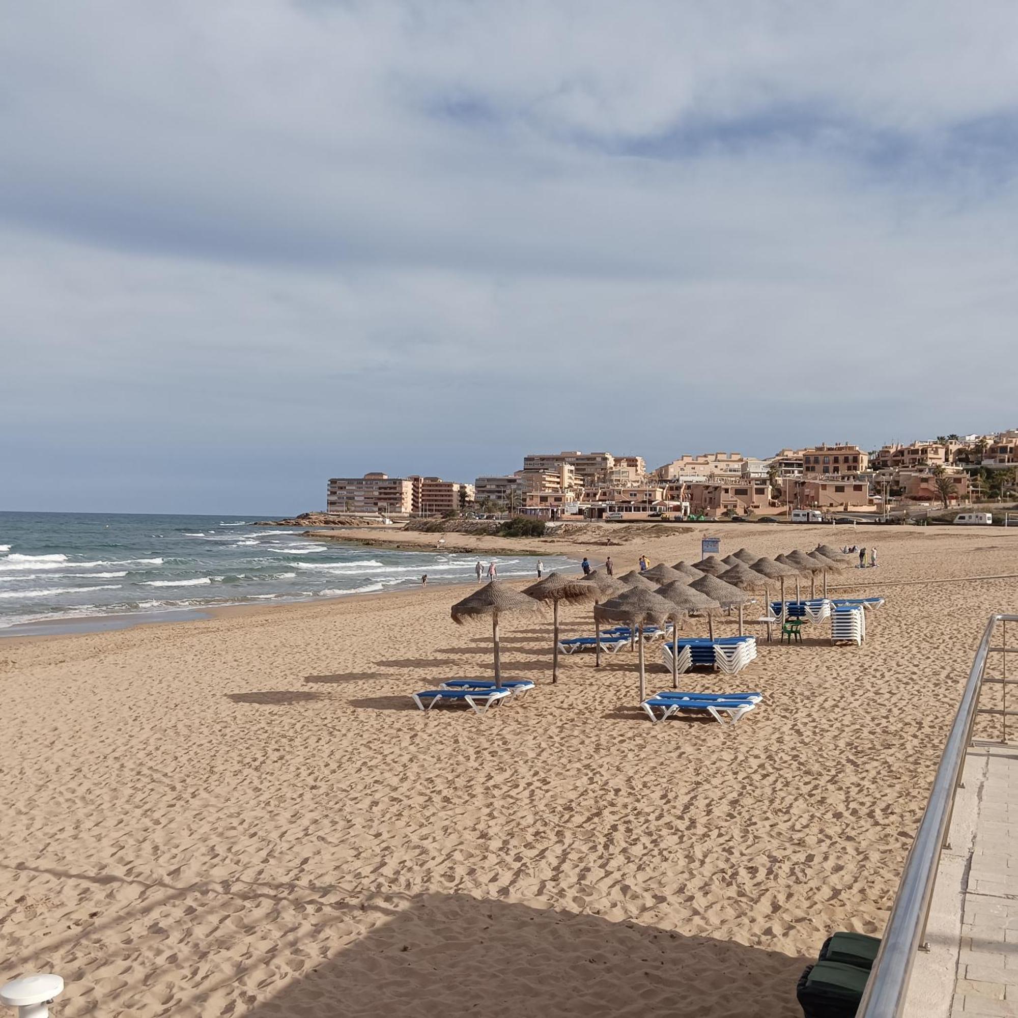 Bonito Apartamento 150 M De La Playa La Mata La Mata  Kültér fotó